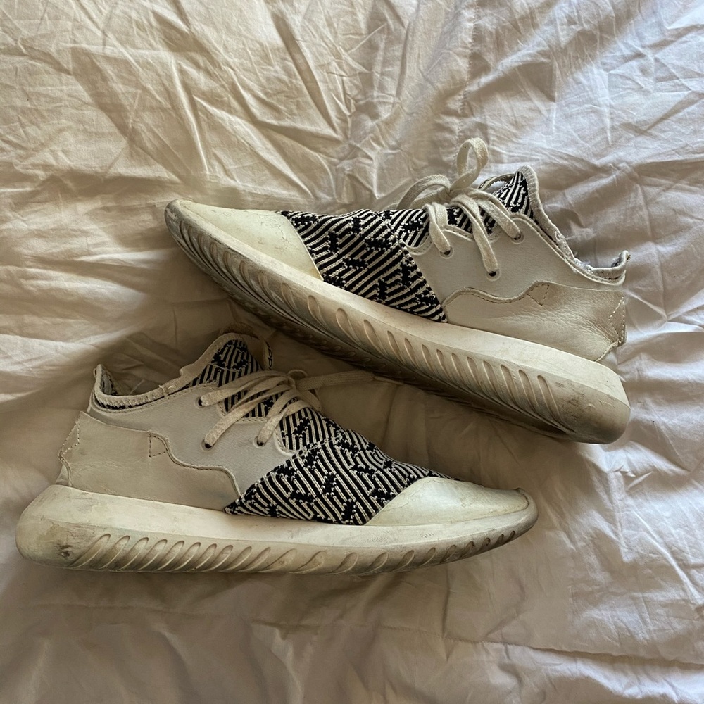 Adidas Tubular Sneakers